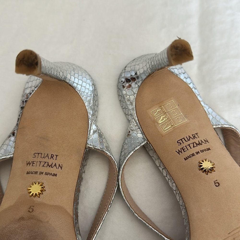 Stuart Weitzman Aleena Sandals in Silver Mini Snake Print 2.5” Heel Pumps Size 5 - Picture 16 of 16